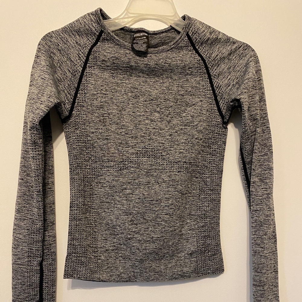 PINK Active Women’s Athletic Top
